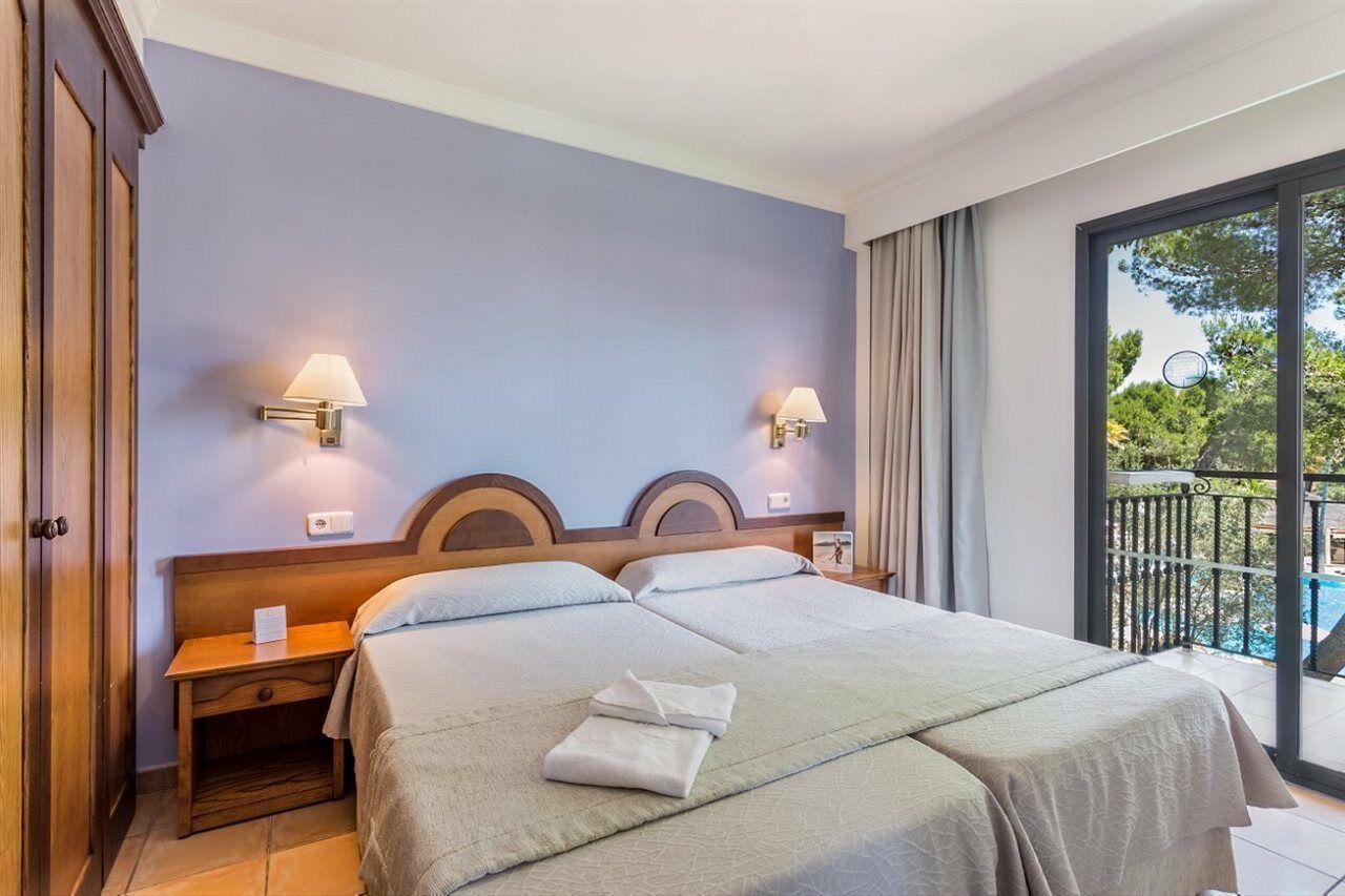 Vell Mari & Aparthotel 4*